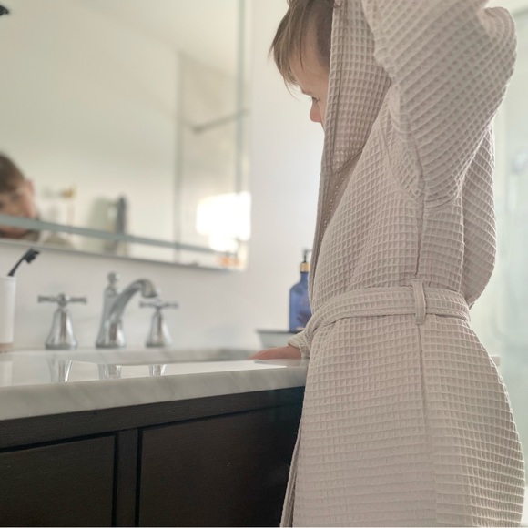 Kids Waffle Robe - Picture 4 of 6